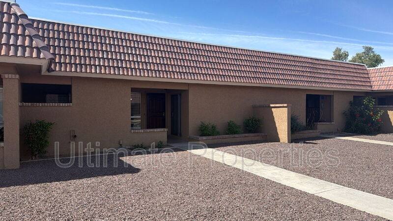 House for rent at 409 W Pontiac Dr #3, Phoenix, AZ 85027