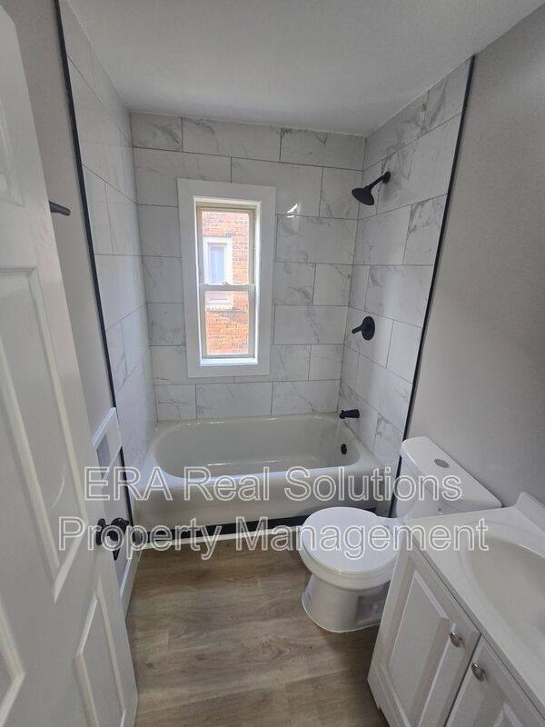 Apartment for rent at 1056 Wilson Ave #D, Columbus, OH 43206