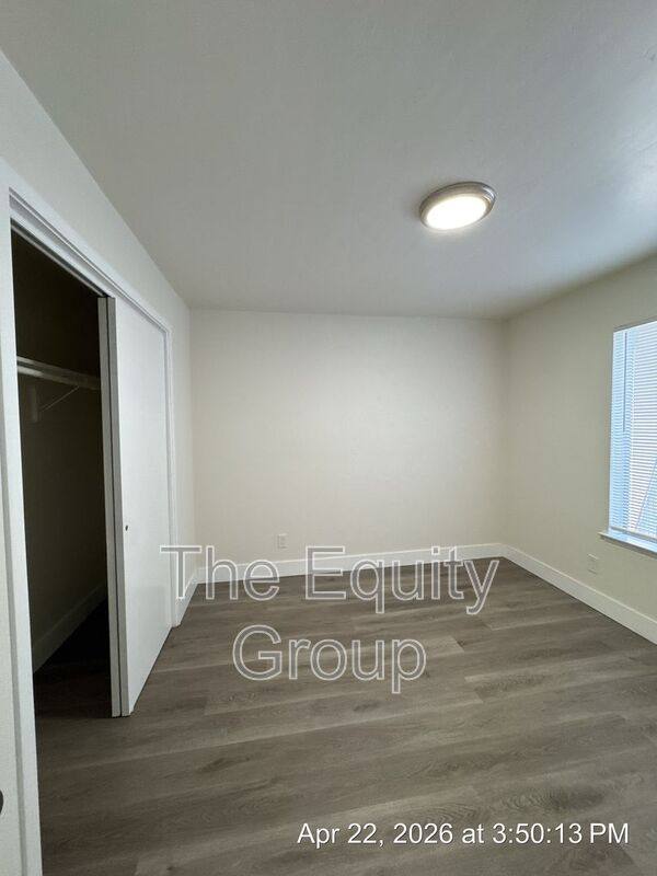 Apartment for rent at 3537 W Campus Ave #11, Visalia, CA 93277