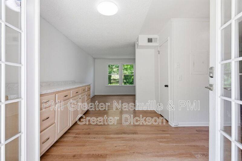 Townhouse for rent at 704 McPherson Dr, Nashville, TN 37221