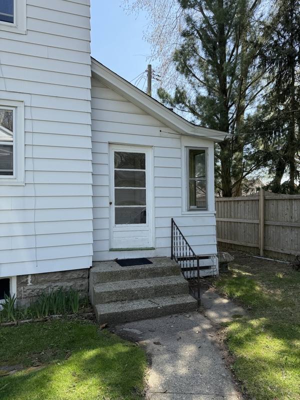 Apartment for rent at 311 W William St #2, Ann Arbor, MI 48103