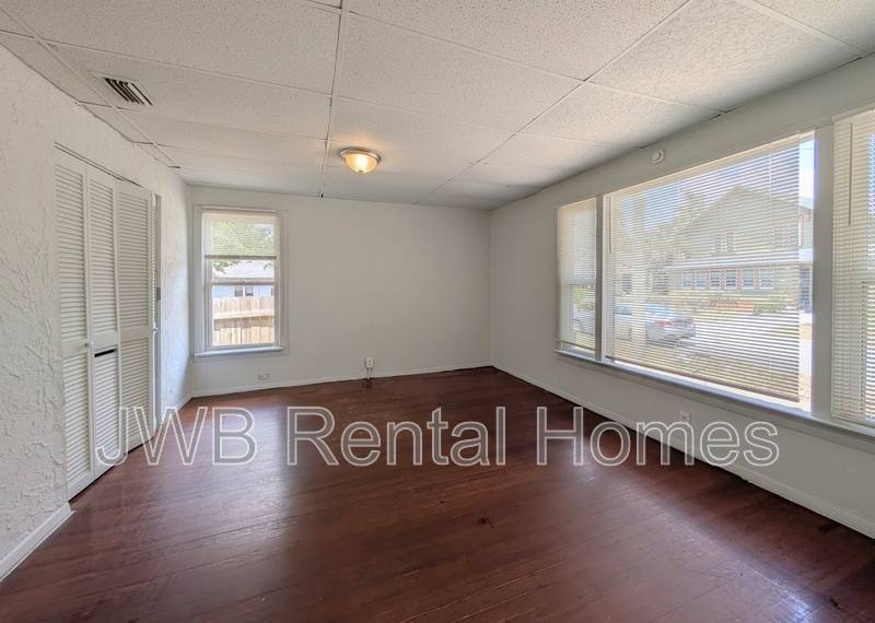 House for rent at 28 33rd St W, Jacksonville, FL 32206