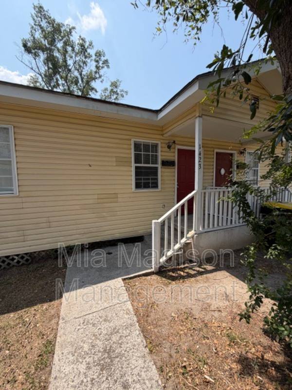 Apartment for rent at 1423 Richards St, Savannah, GA 31415