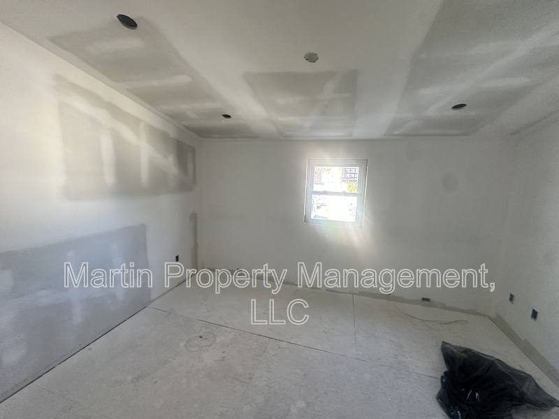 Apartment for rent at 61-63 Church St #63-2, Watertown, MA 02472
