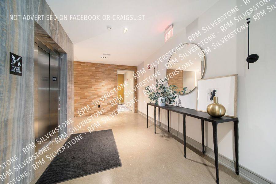 Apartment for rent at 120 S Broadway #304, Lake Orion, MI 48362