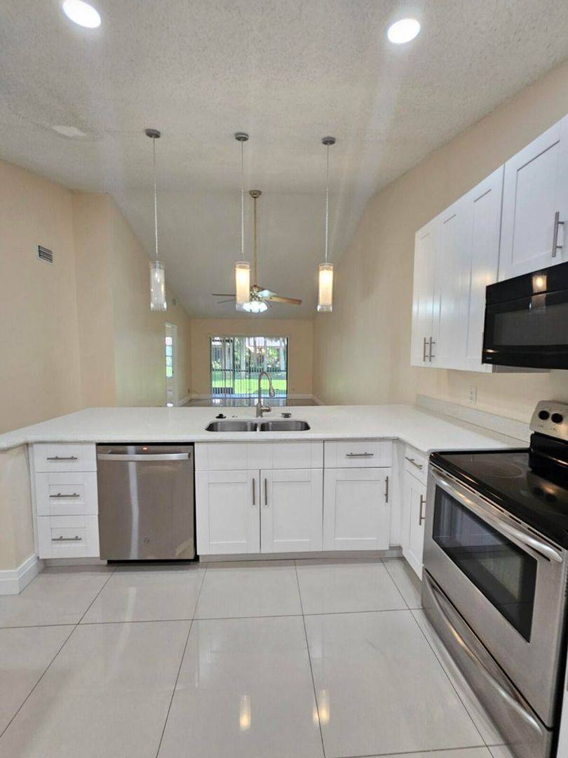 House for rent at 480 Hardwood Place, Boca Raton, FL 33431