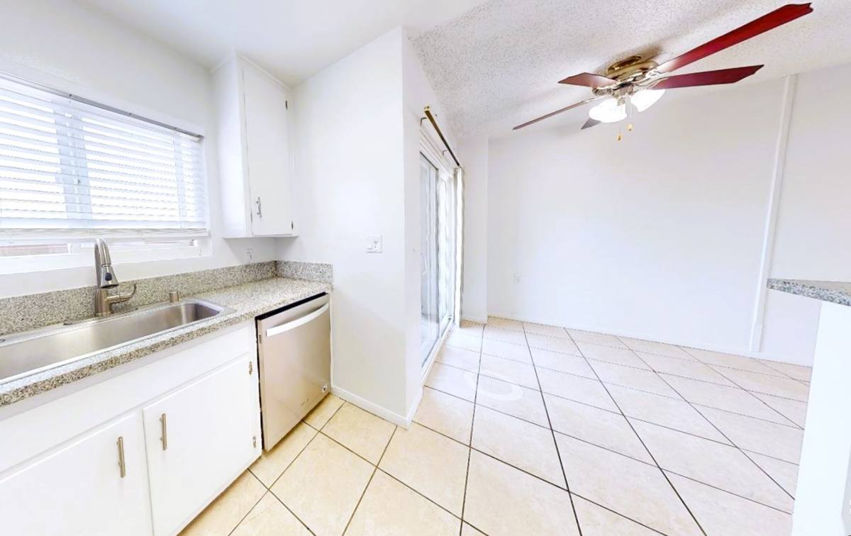 Apartment for rent at 1936 Corning St, Los Angeles, CA 90034
