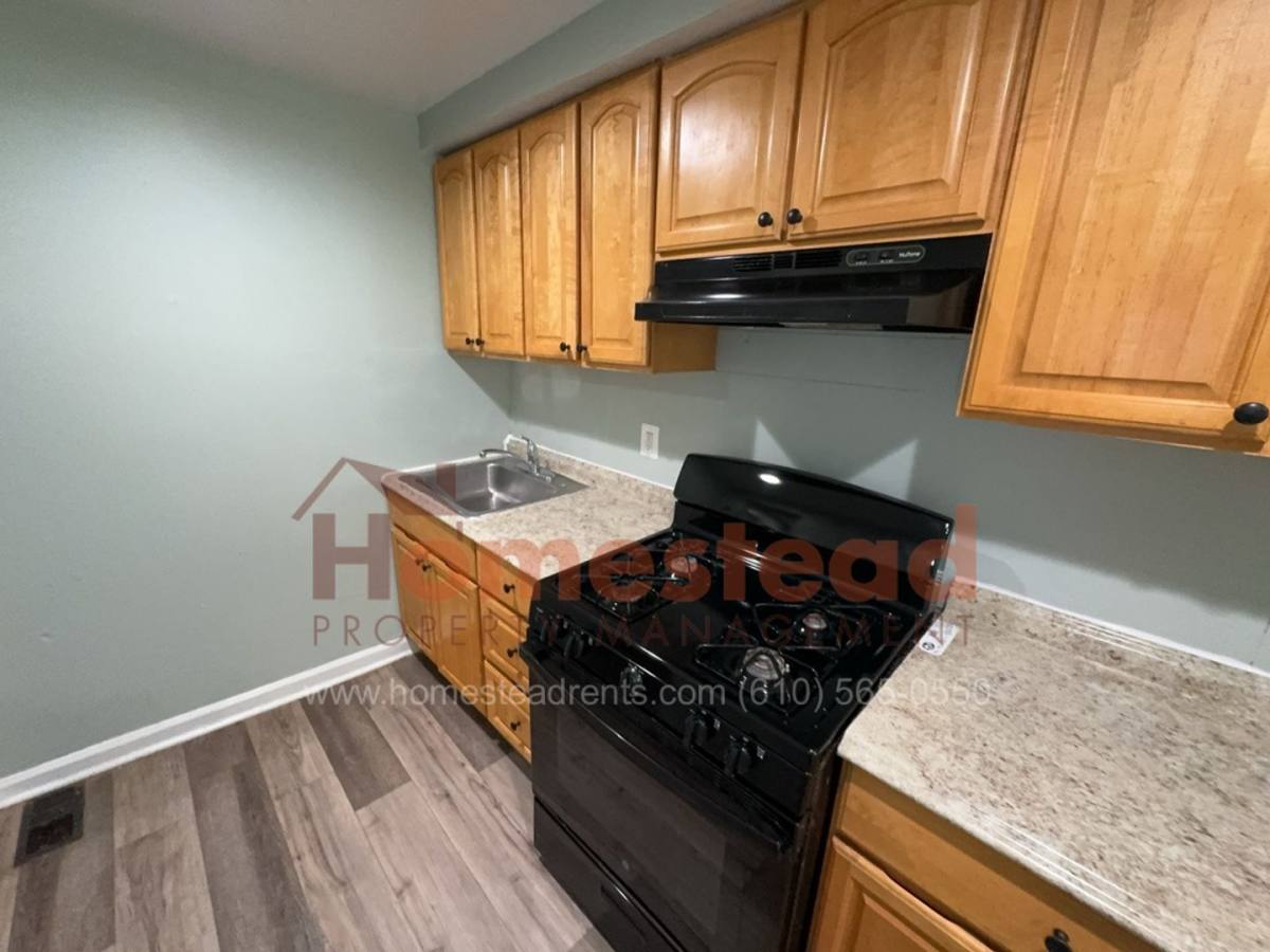 House for rent at 209 Hamilton Ave, Darby, PA 19023