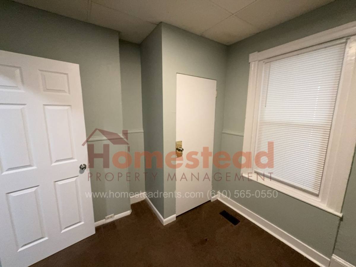 House for rent at 209 Hamilton Ave, Darby, PA 19023