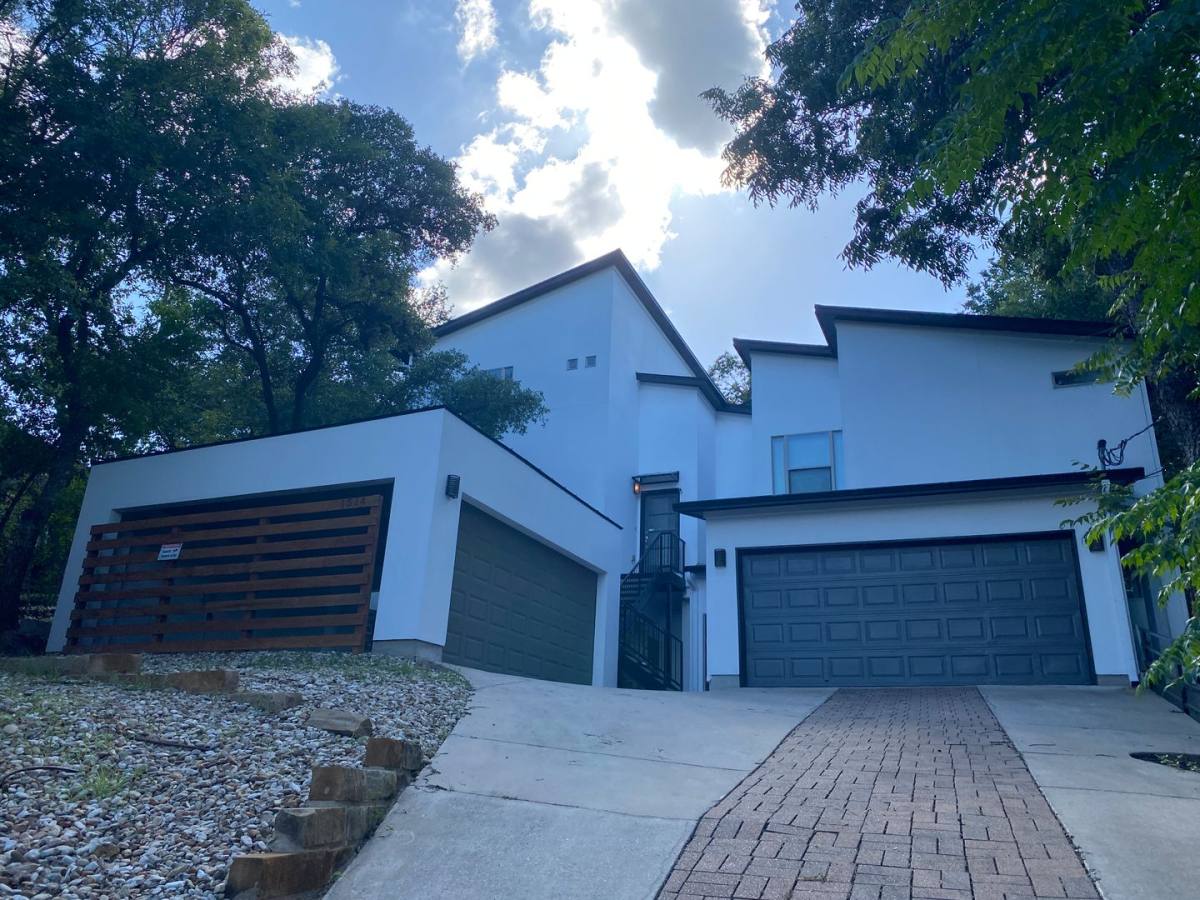 Townhouse for rent at 1514 Betty Jo Dr, Austin, TX 78704
