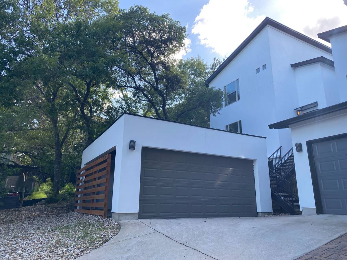 Townhouse for rent at 1514 Betty Jo Dr, Austin, TX 78704