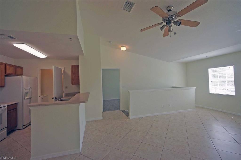 Townhouse for rent at 14880 Pleasant Bay Lane, Naples, FL 34119