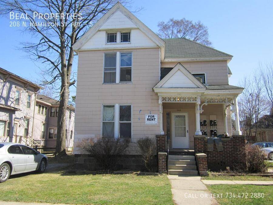 Apartment for rent at 208 N Hamilton St #5, Ypsilanti, MI 48197