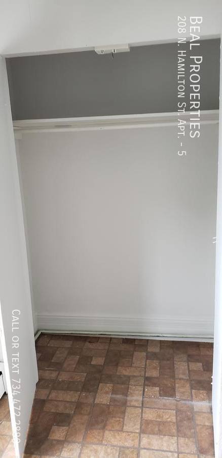 Apartment for rent at 208 N Hamilton St #5, Ypsilanti, MI 48197