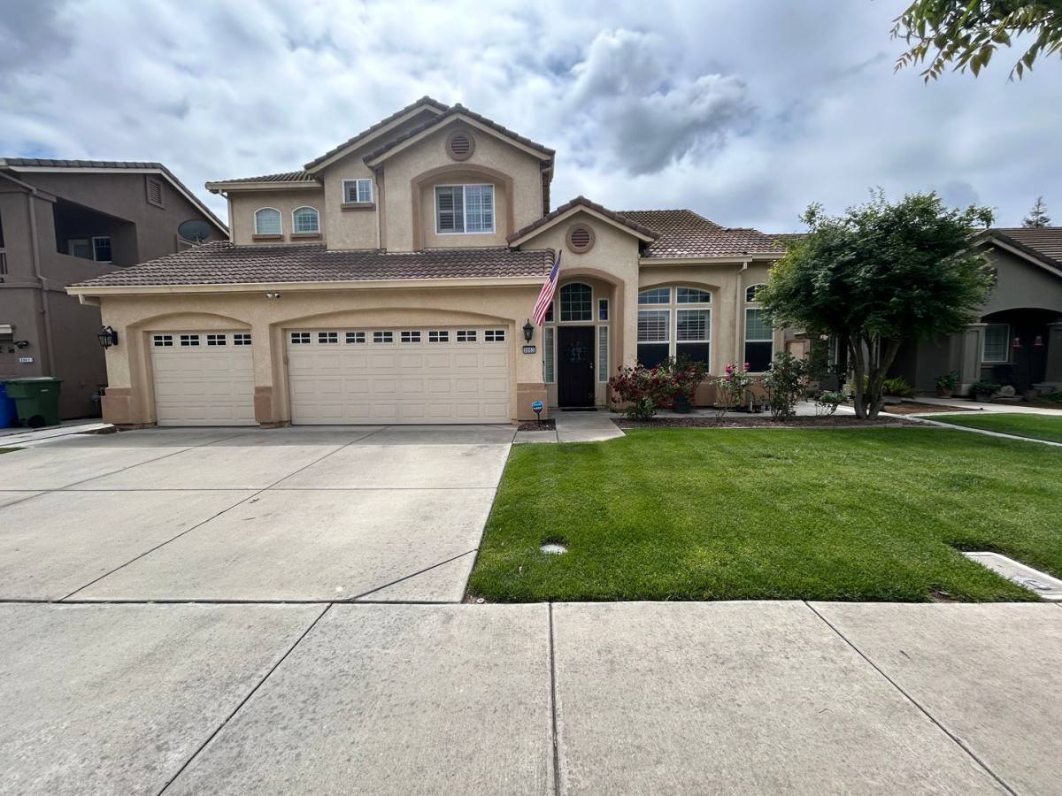 House for rent at 3052 Red Oak Court, Turlock, CA 95382