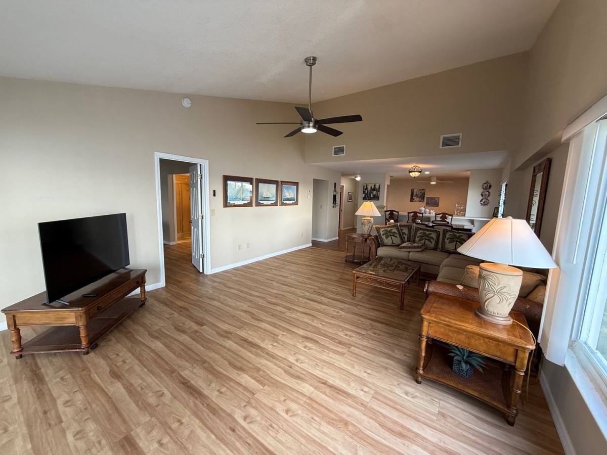 Condo for rent at 1477 Park Beach Circle, Punta Gorda, FL 33950