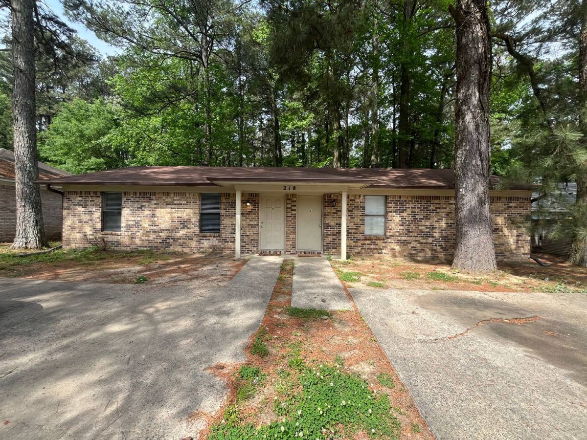 Apartment for rent at 218 Bellevue Circle, Jacksonville, AR 72076