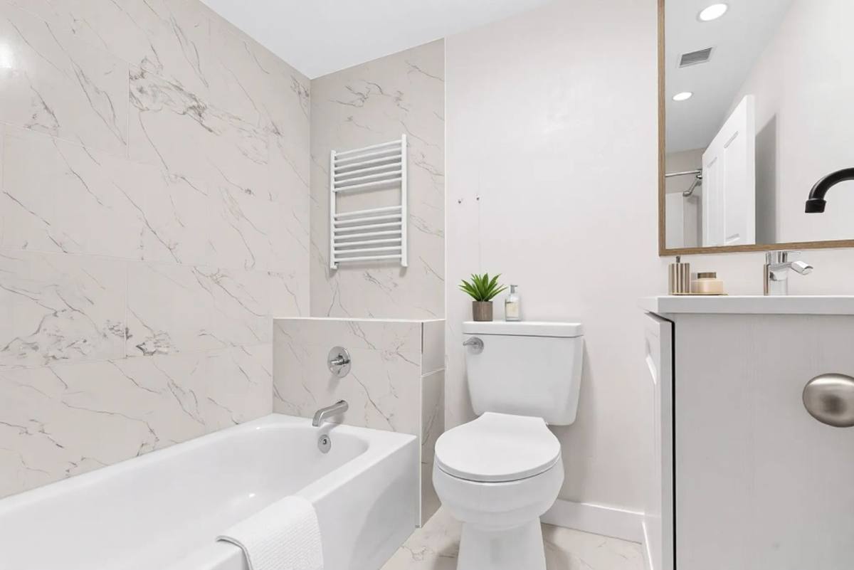 Apartment for rent at 107 E 11th St, Kemp, TX 75143