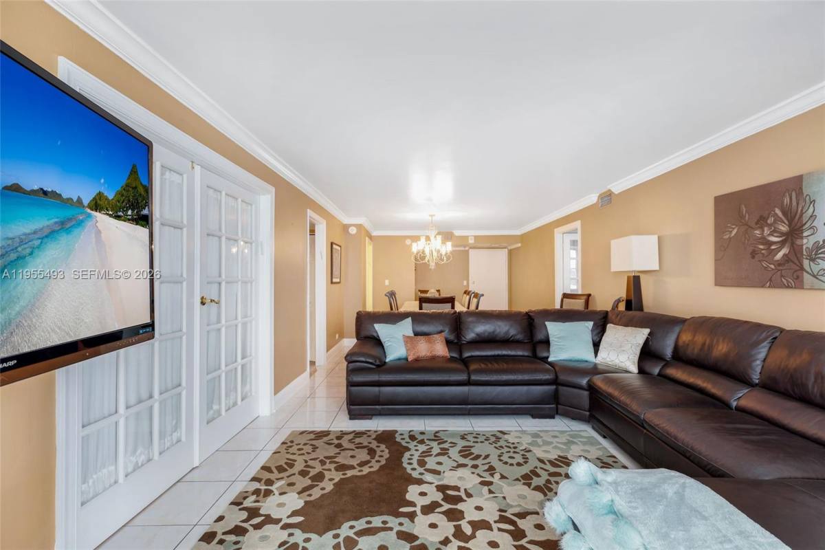 Condo for rent at 6039 Collins Ave #1206, Miami Beach, FL 33140