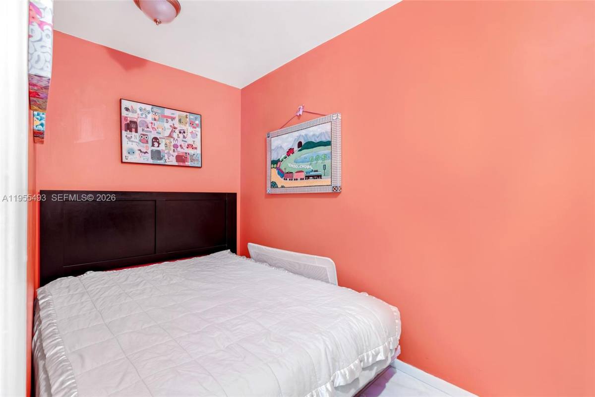 Condo for rent at 6039 Collins Ave #1206, Miami Beach, FL 33140