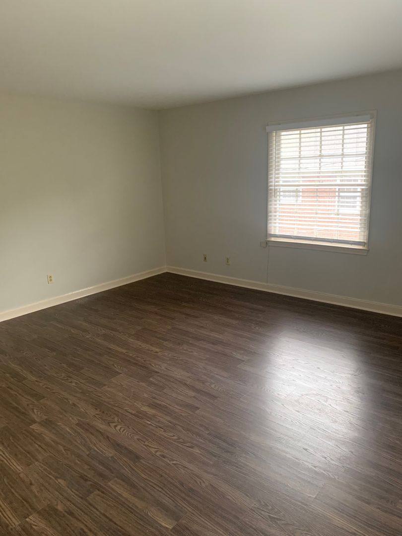 Apartment for rent at 1194 W Fourth St, Winston Salem, NC 27101