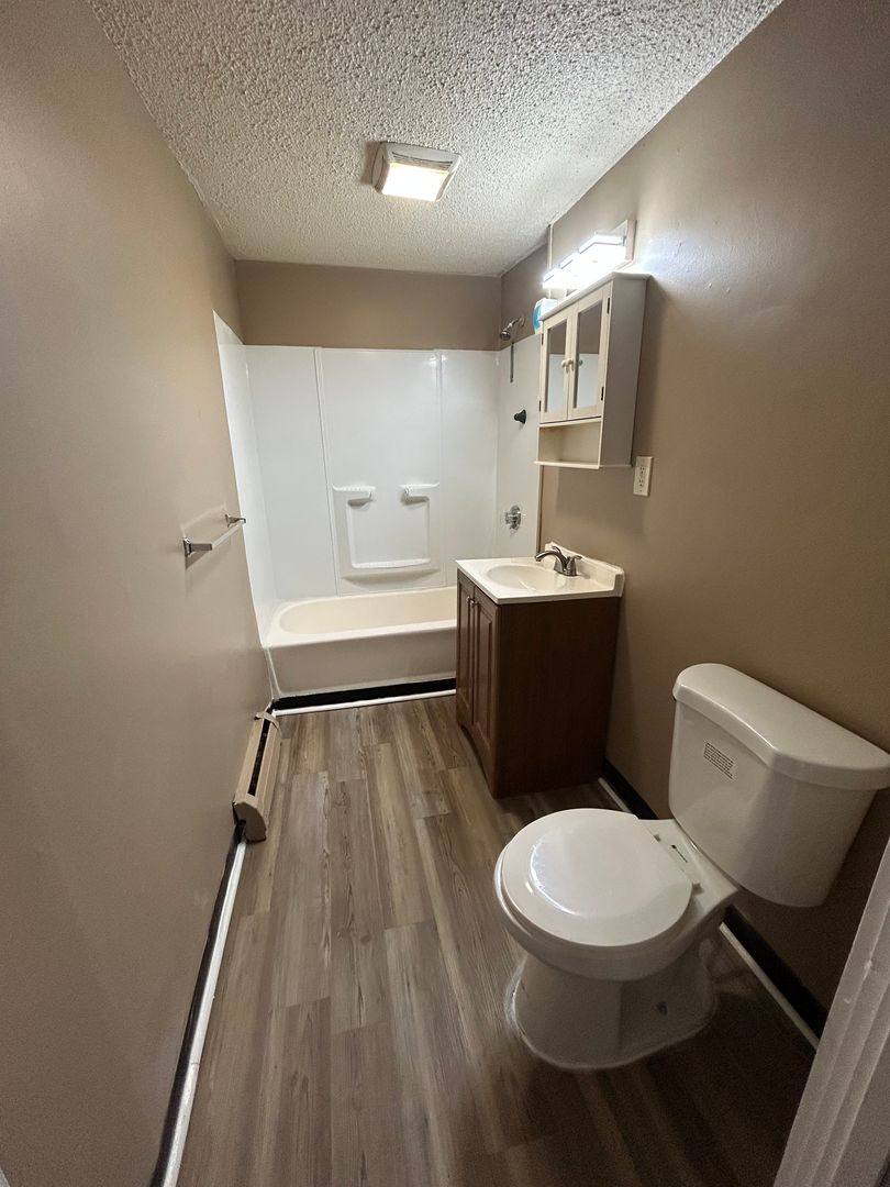 Apartment for rent at 24 Dover St, Springfield, MA 01107