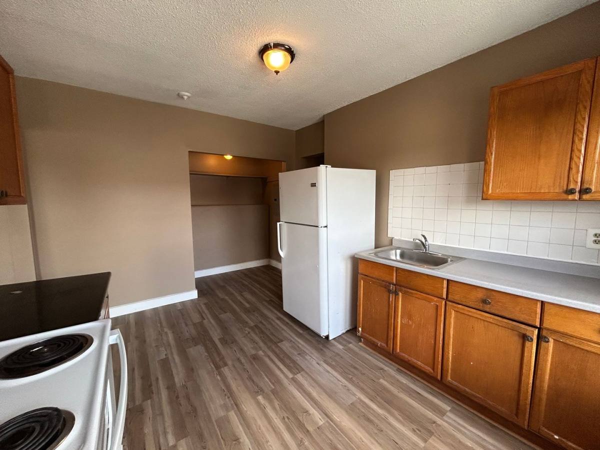 Apartment for rent at 24 Dover St, Springfield, MA 01107