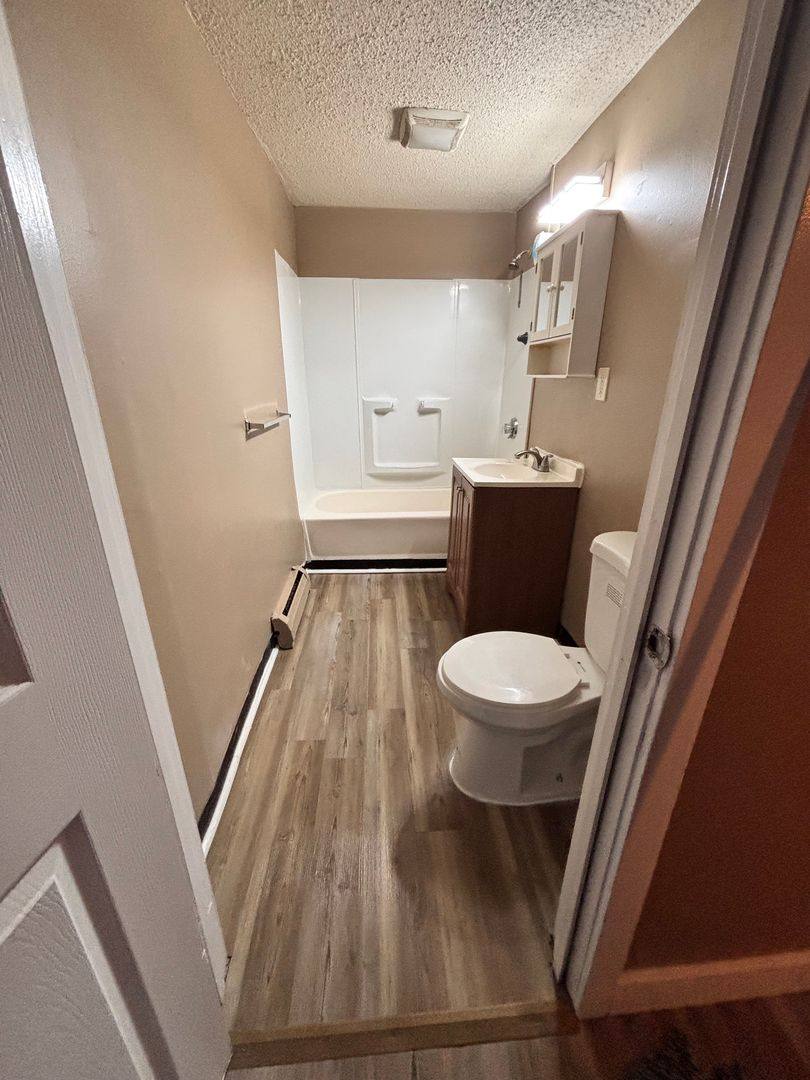 Apartment for rent at 24 Dover St, Springfield, MA 01107