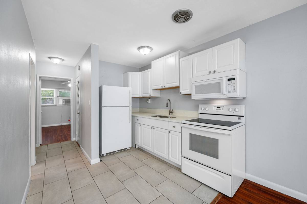 Apartment for rent at 3709 W San Rafael St, Tampa, FL 33629