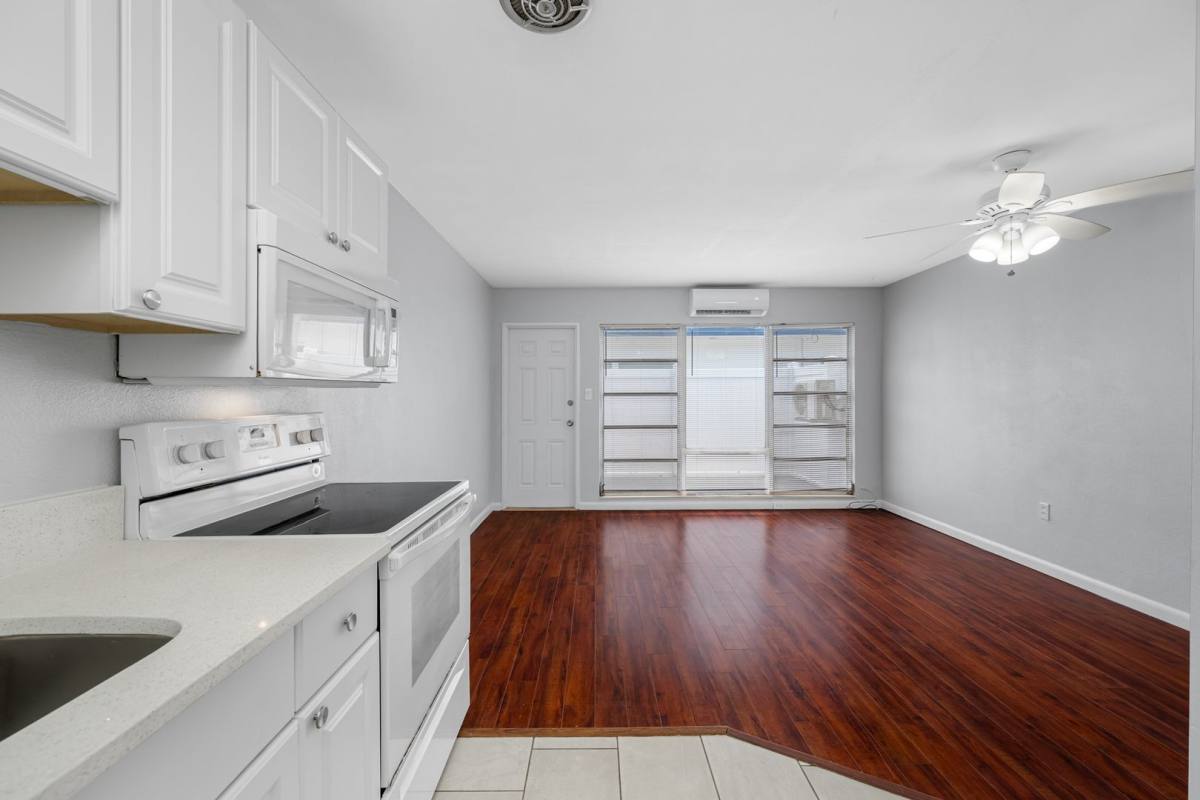 Apartment for rent at 3709 W San Rafael St, Tampa, FL 33629