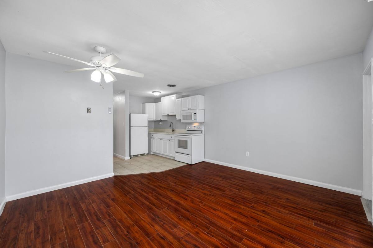 Apartment for rent at 3709 W San Rafael St, Tampa, FL 33629