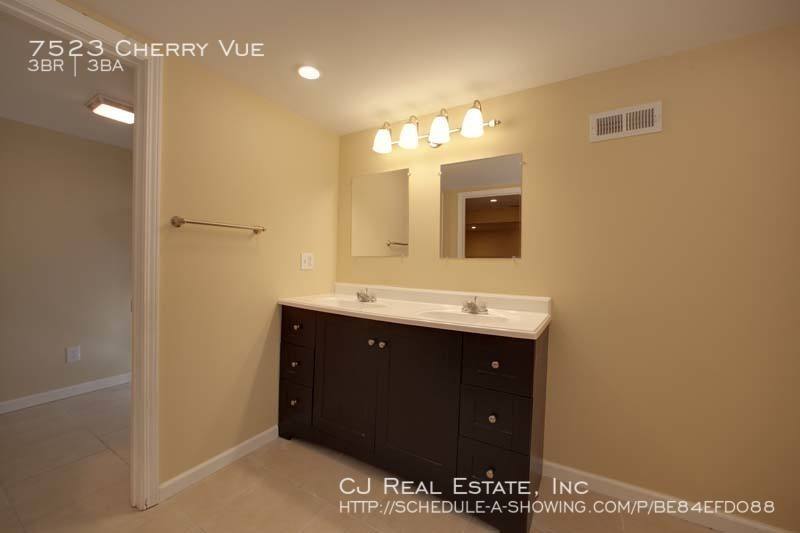 House for rent at 7523 Cherry Vue, Kansas City, MO 64131