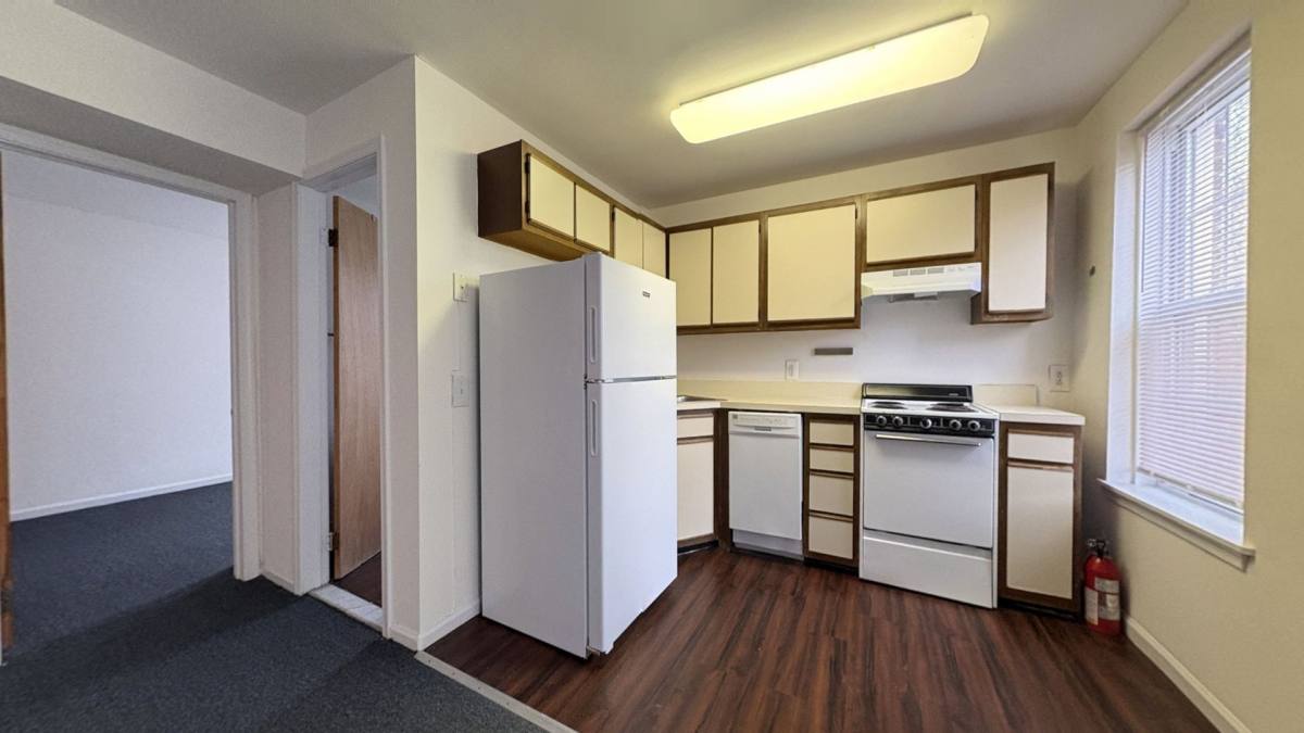 Apartment for rent at 419-429 S 48th St, Philadelphia, PA 19143