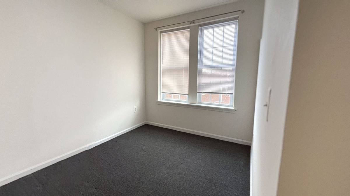 Apartment for rent at 419-429 S 48th St, Philadelphia, PA 19143