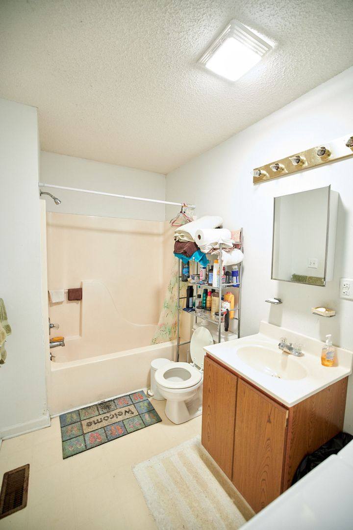 Apartment for rent at 103 Brewer Blvd, Warsaw, NC 28398