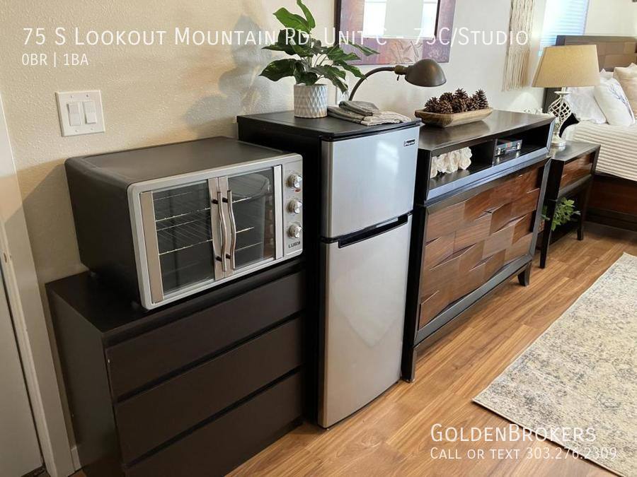 Apartment for rent at 75 S Lookout Mountain Rd #C, Golden, CO 80401
