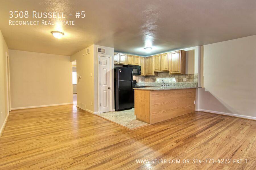 Apartment for rent at 3508 Russell #5, Saint Louis, MO 63104