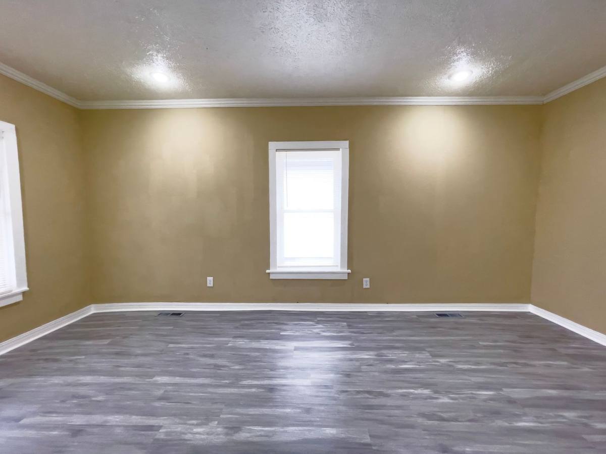 House for rent at 722 S Hackley St, Muncie, IN 47302