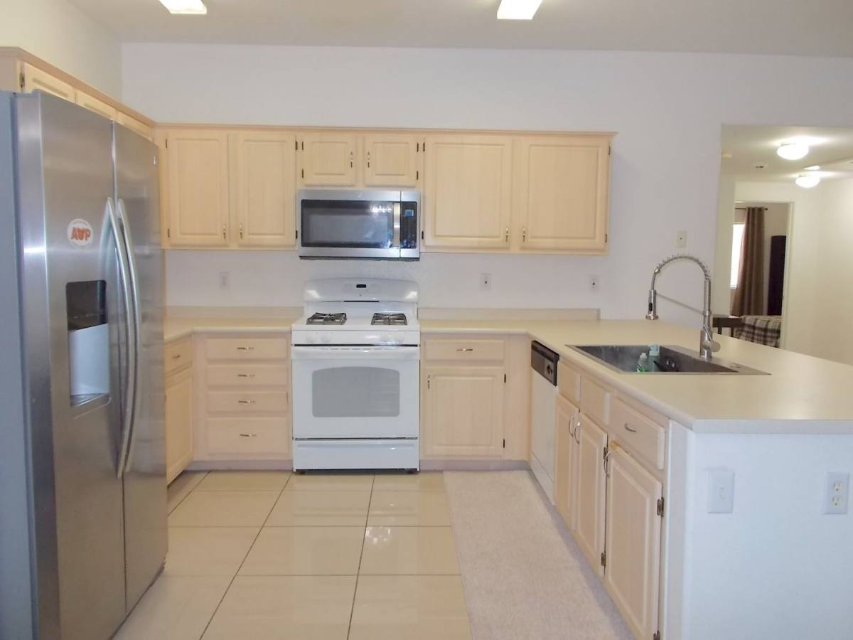 Apartment for rent at 855 N Stephanie St, Henderson, NV 89014