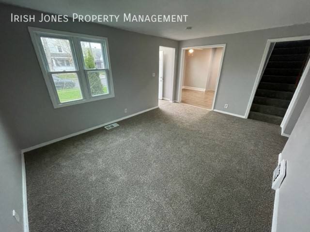 House for rent at 33 Tillotson Place, Buffalo, NY 14223