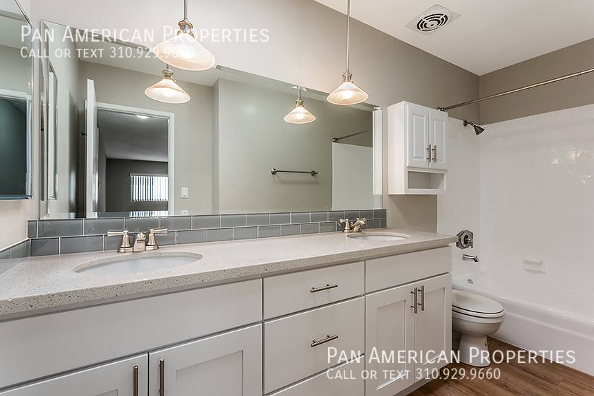 Apartment for rent at 6729 Springpark #5, Los Angeles, CA 90056
