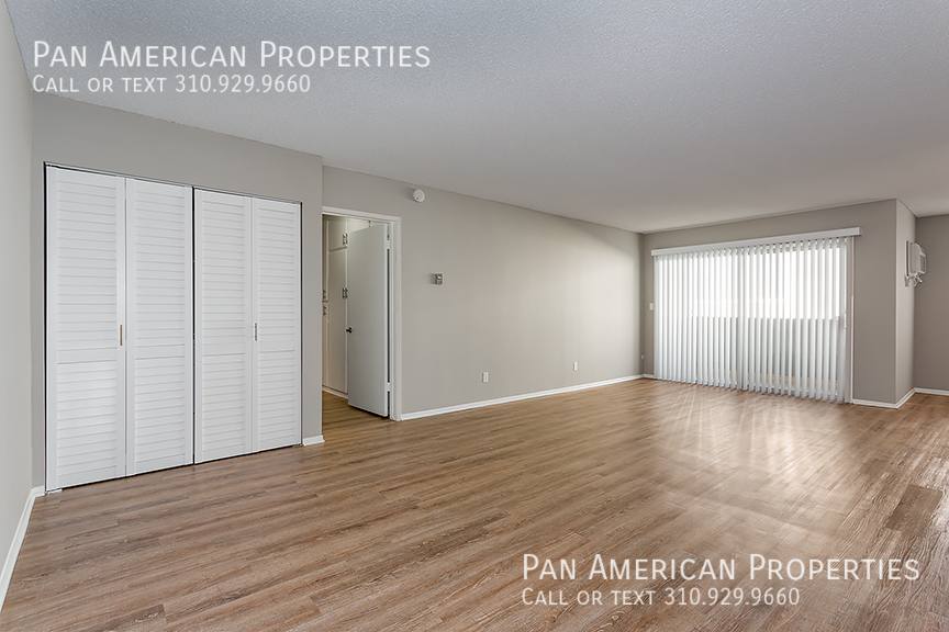 Apartment for rent at 6729 Springpark #5, Los Angeles, CA 90056
