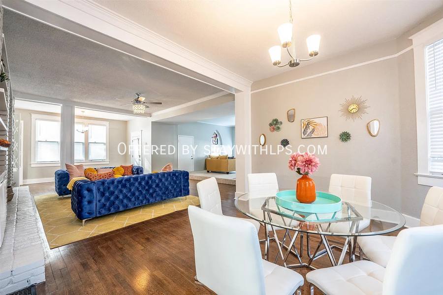 House for rent at 2035 Central Ave, Memphis, TN 38104