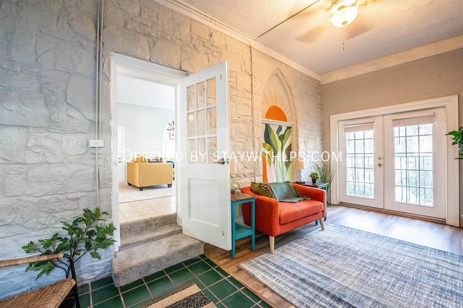 House for rent at 2035 Central Ave, Memphis, TN 38104