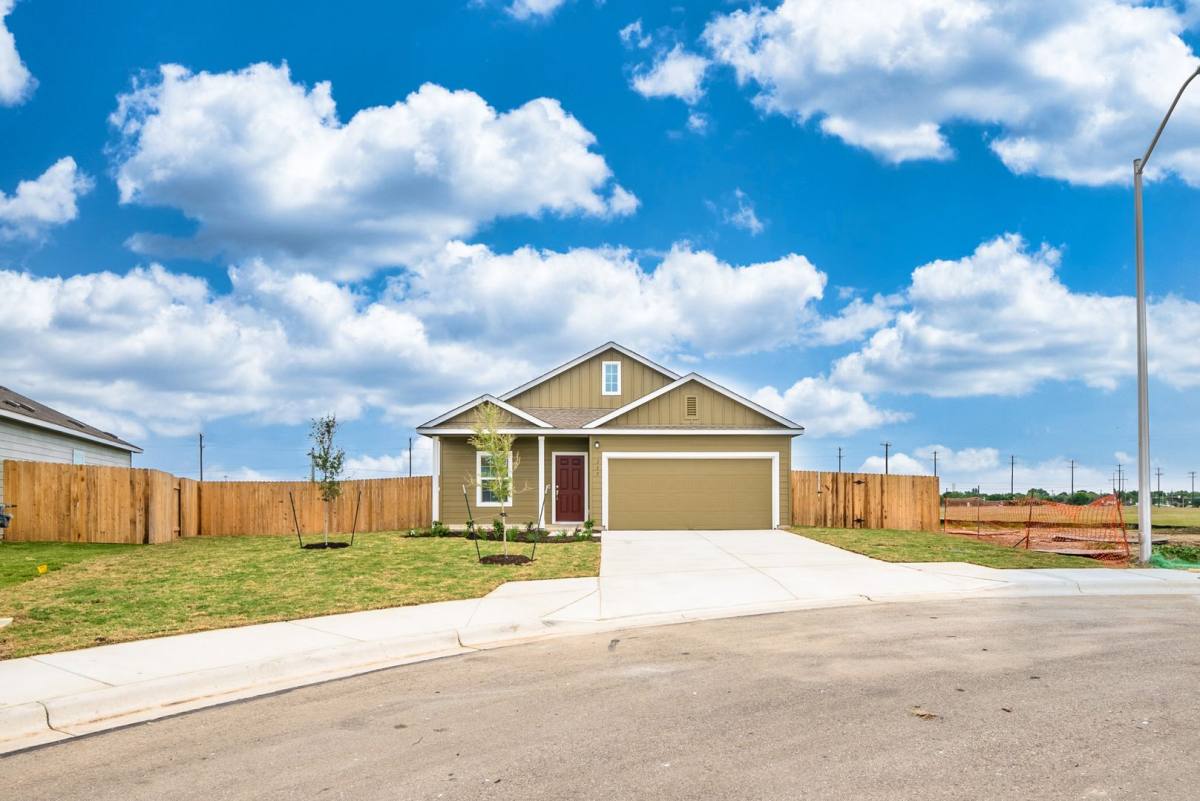 House for rent at 117 Prairie Dog Town Rd, Georgetown, TX 78626
