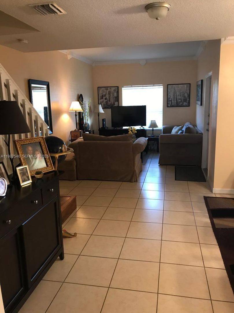 Townhouse for rent at 2142 Siena Way, Hollywood, FL 33021