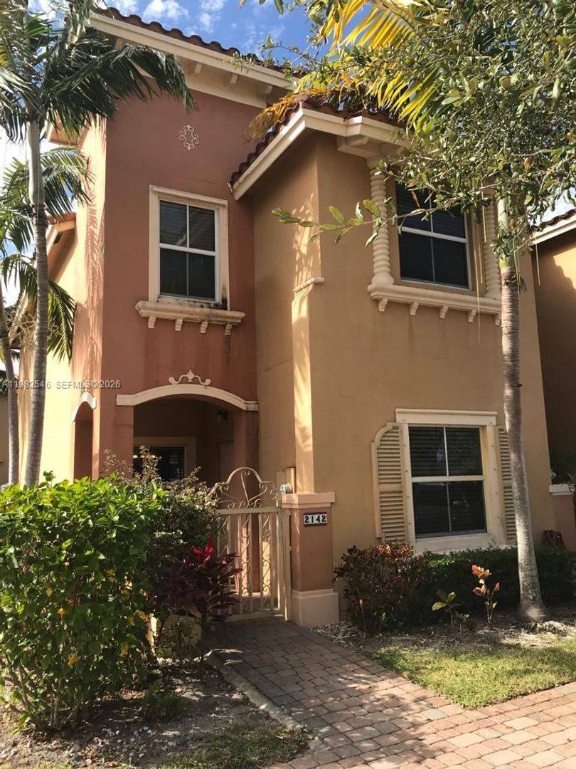 Townhouse for rent at 2142 Siena Way, Hollywood, FL 33021