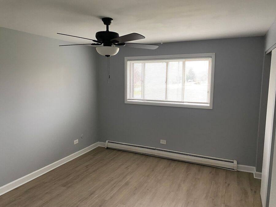 Apartment for rent at 3700 W 119th St #3C, Alsip, IL 60803