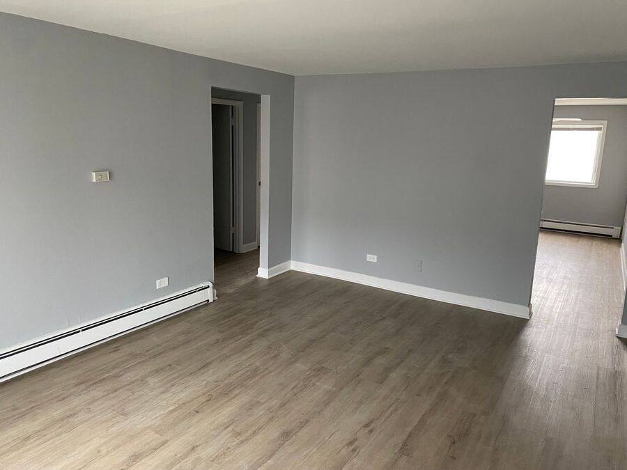 Apartment for rent at 3700 W 119th St #3C, Alsip, IL 60803