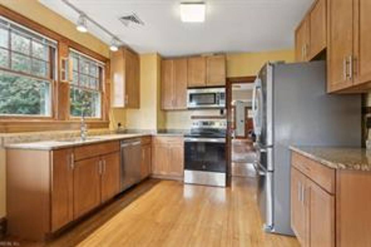 House for rent at 236 Pocahontas Place, Hampton, VA 23661